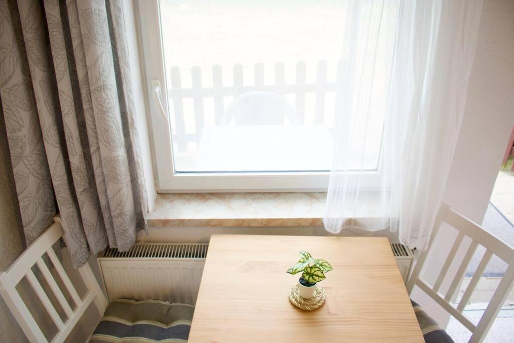 Schoener Gartenbungalow Sellin  Exterior photo